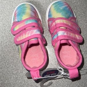 Toddler Size 6 Shoes